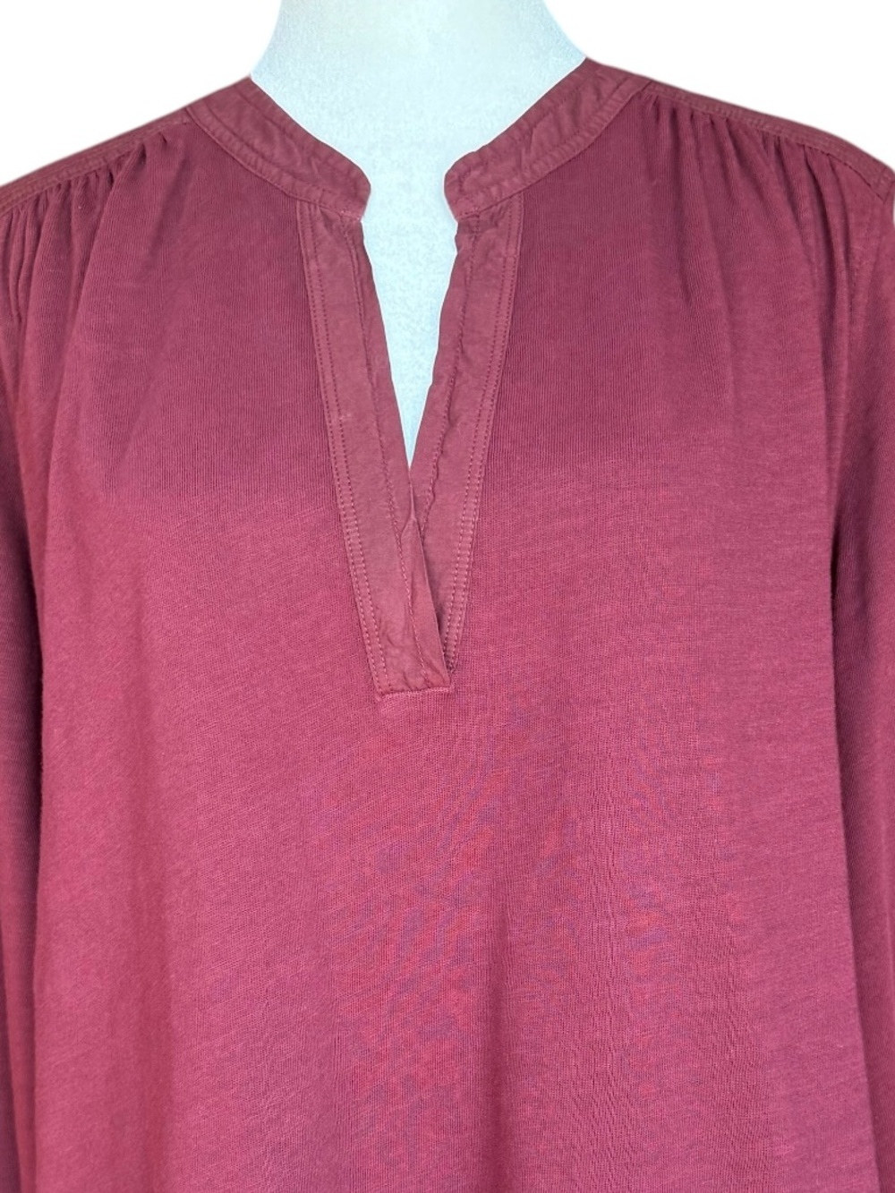 NATION LTD Maya V-Neck Top in Bordeaux Sz M - Picture 2 of 7